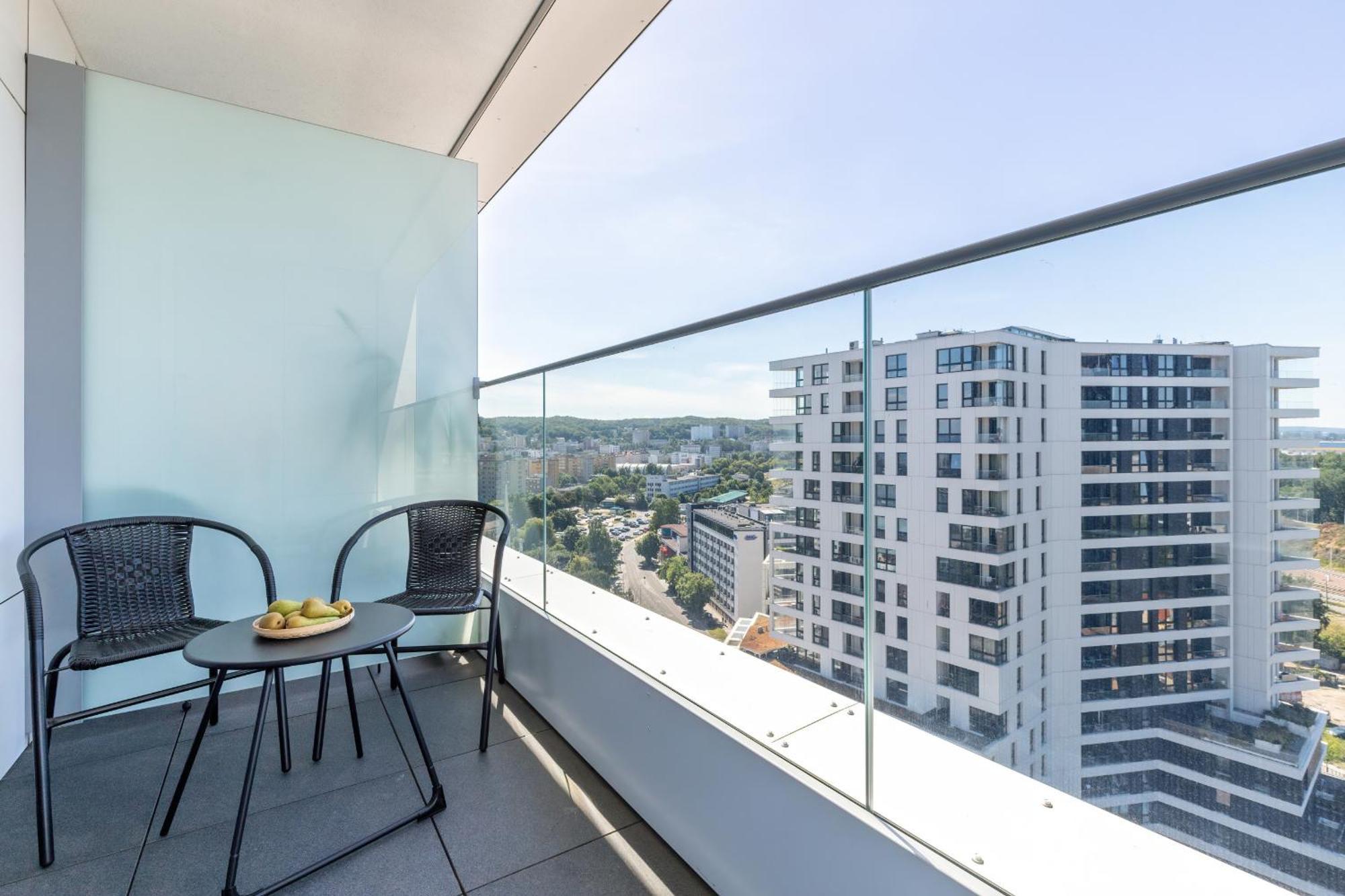Apartament Na 15 Pietrze Z Widokiem Na Zatoke W Gdyni I Parkingiem By Noclegi Renters 그디니아 외부 사진